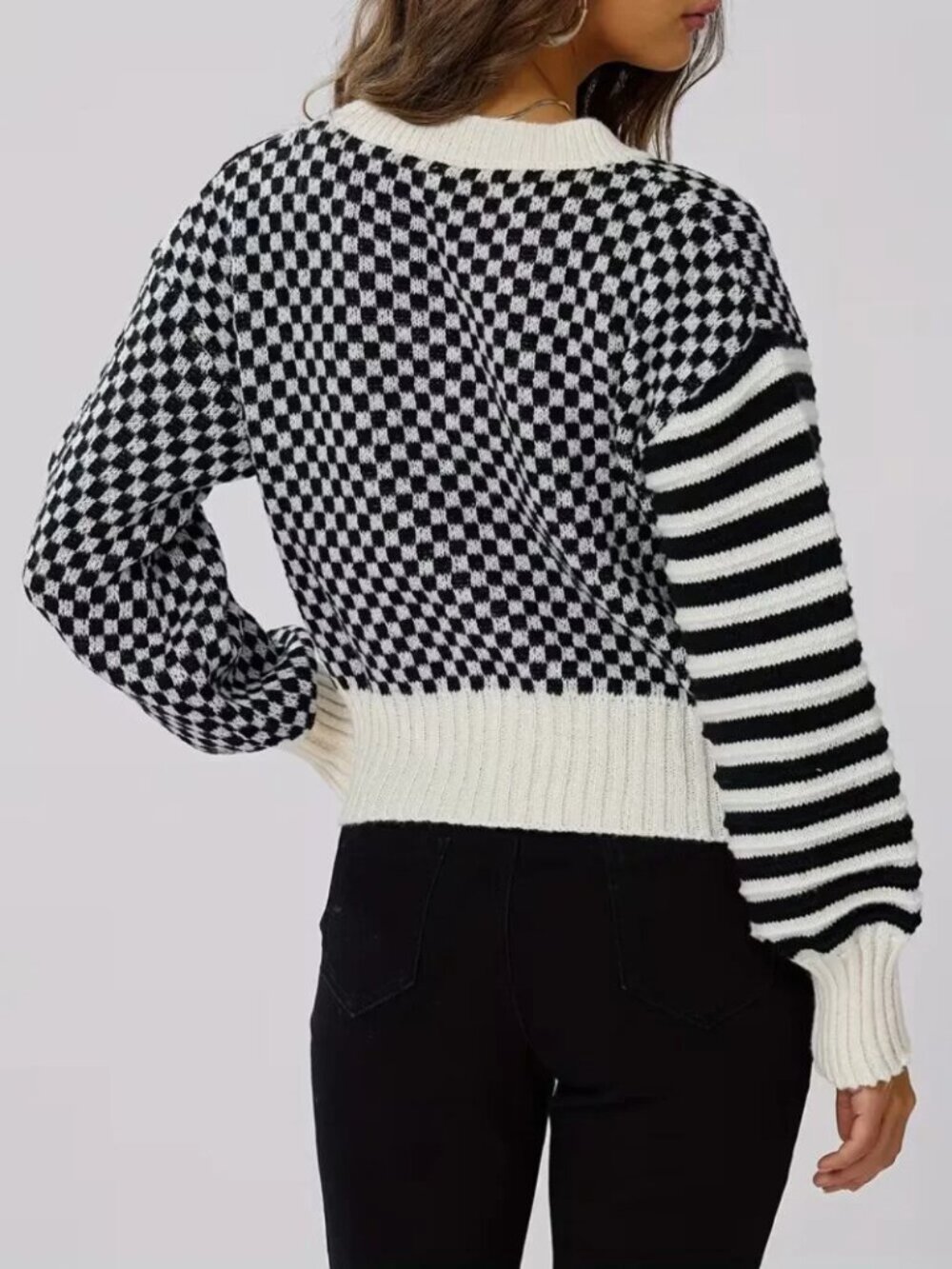 Checkered Striped Black & White V-Neck Cardigan - Picture 3 of 5